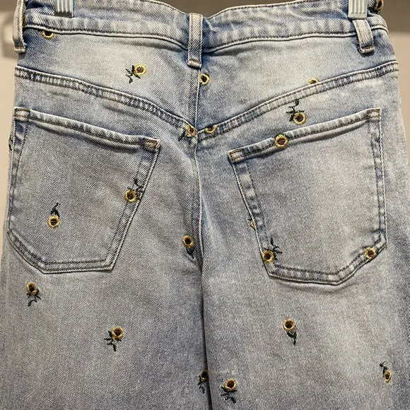 Distressed Light Denim Mom Jeans With Small Embroidered Sunflowers - Image 2