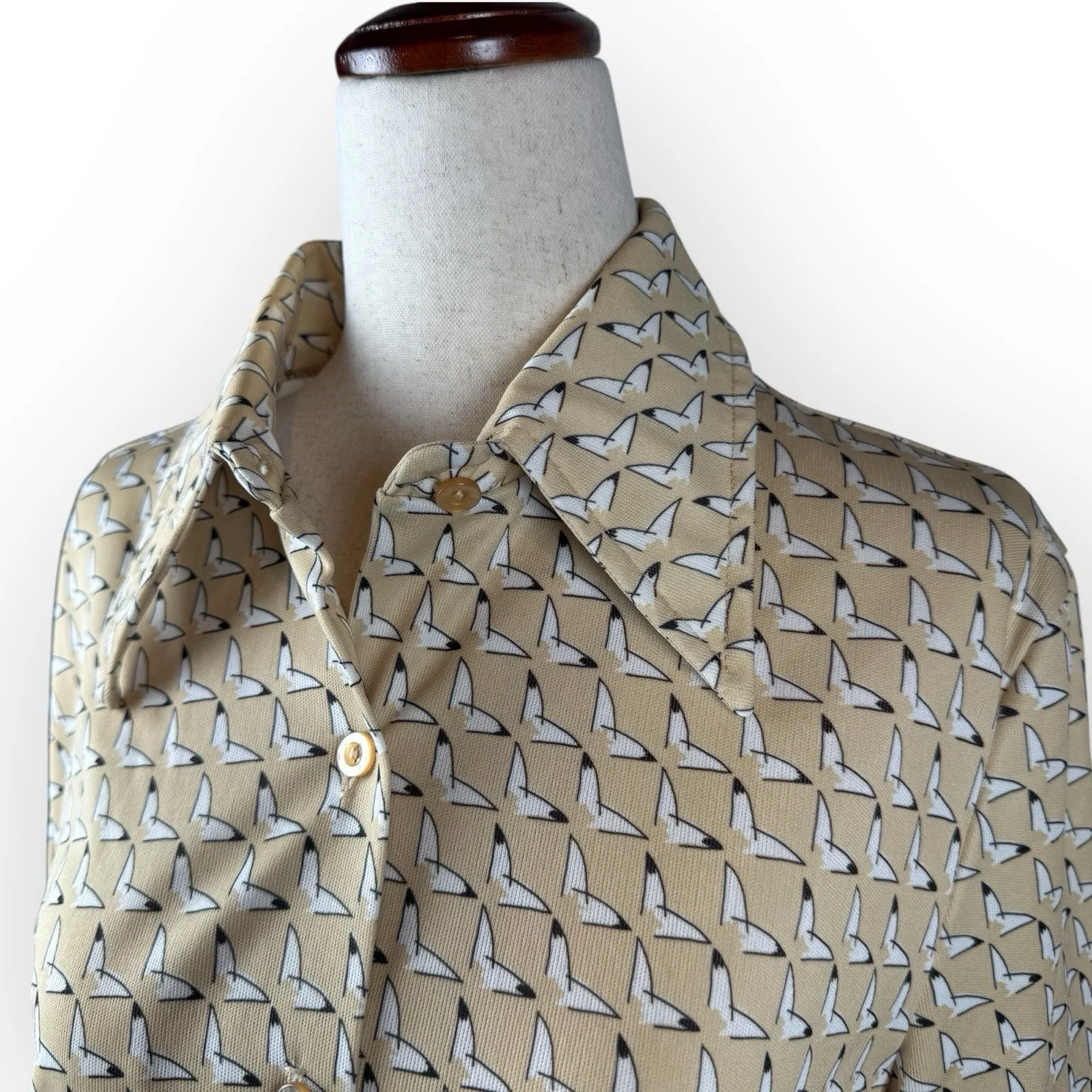 Vintage Women’s Sailboat Print Shirt - Image 6