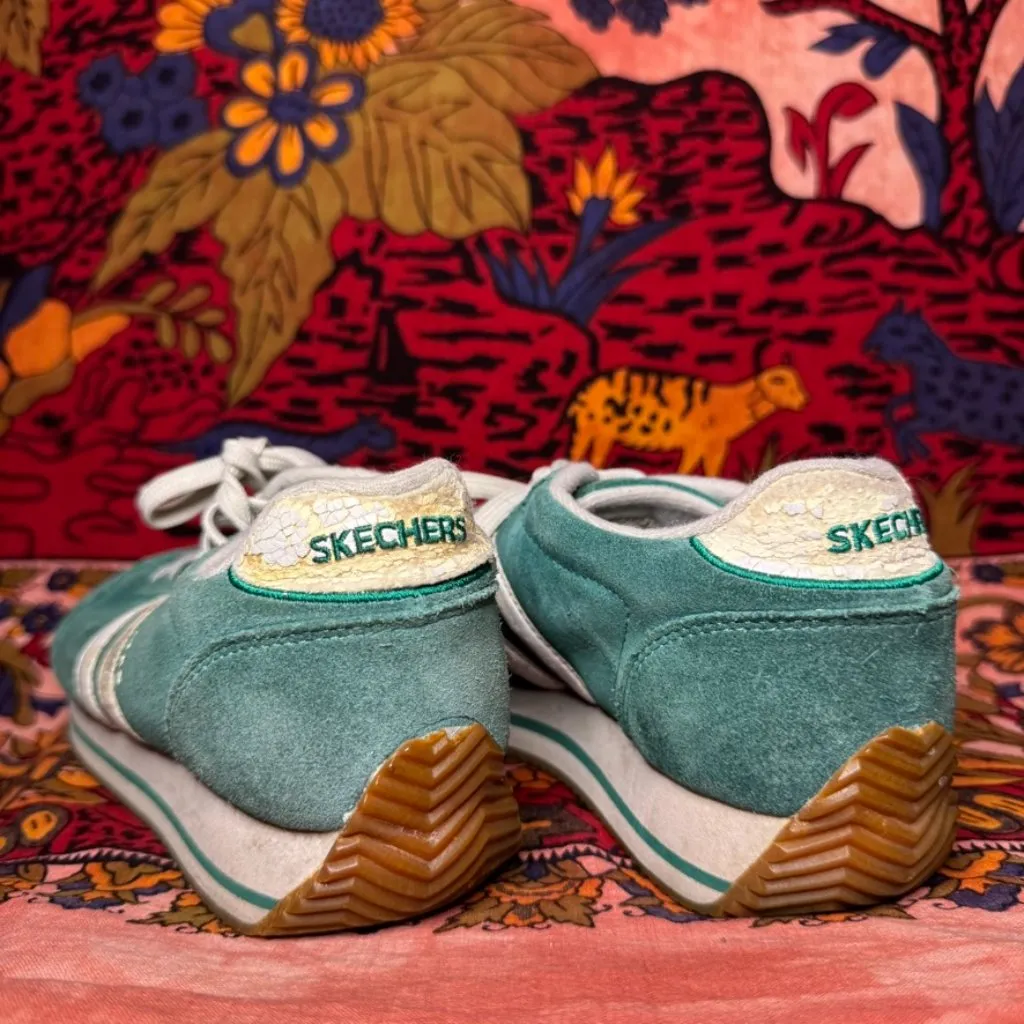 Vintage Y2k Green and White Platform Sketchers Active - Image 3