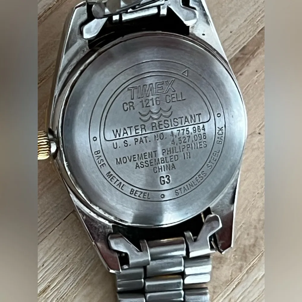 Timex Ladies Watch Indiglo White Dial Two Tone Stainless Bracelet Date Window - Image 7