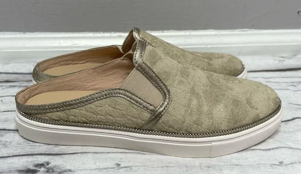 BOTKIER Sneakers Womens Size 8 Slip On Gold Leather Croc Print Summer Casual - Image 4