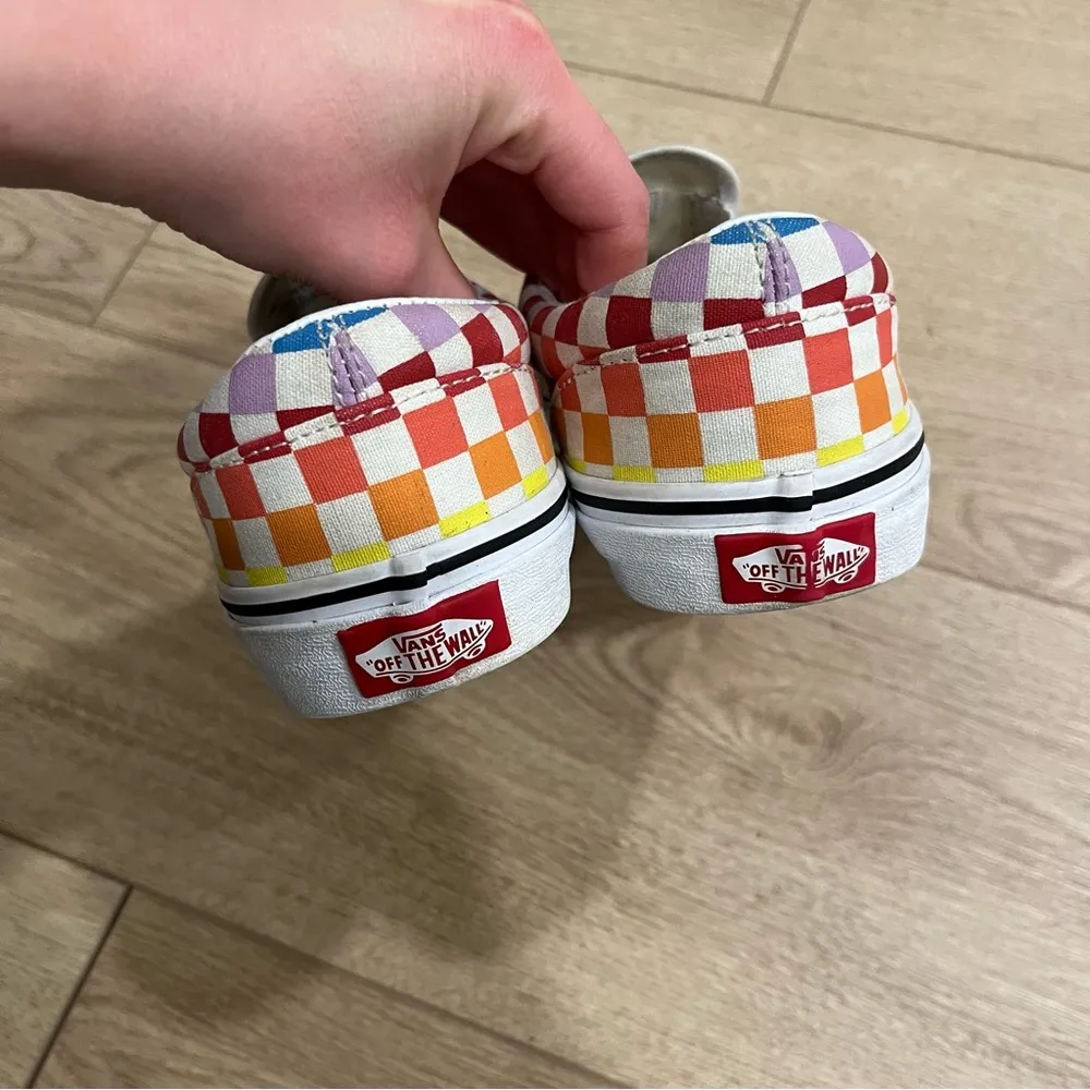 Van’s Kids Youth Classic Slip-On Checkerboard Chex Rainbow Pride Shoe Size 7 - Image 6