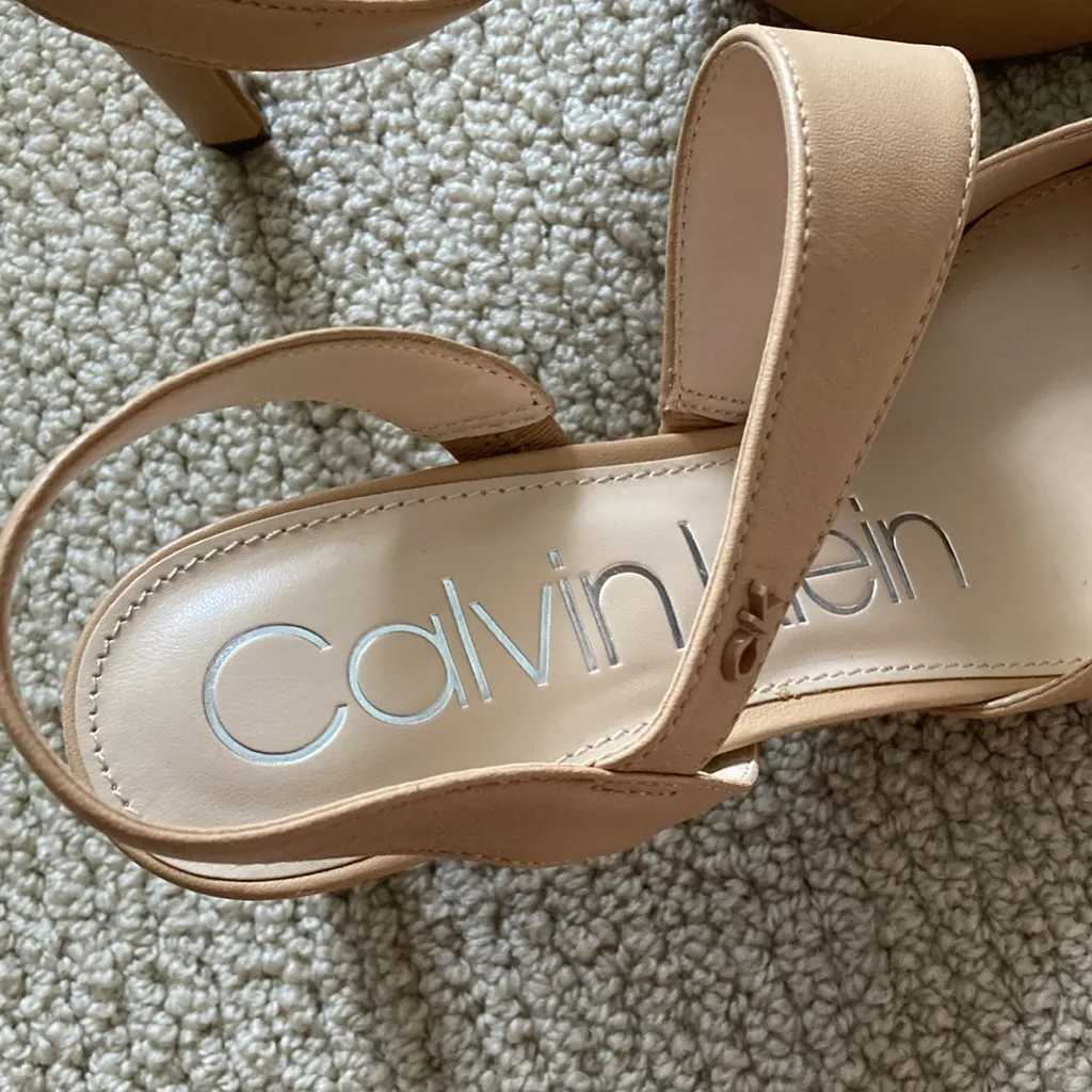 NEW Calvin Klein Slingback Nude Pumps Heels Wrap Around Kitten Mary Janes Sz 8 - Image 3