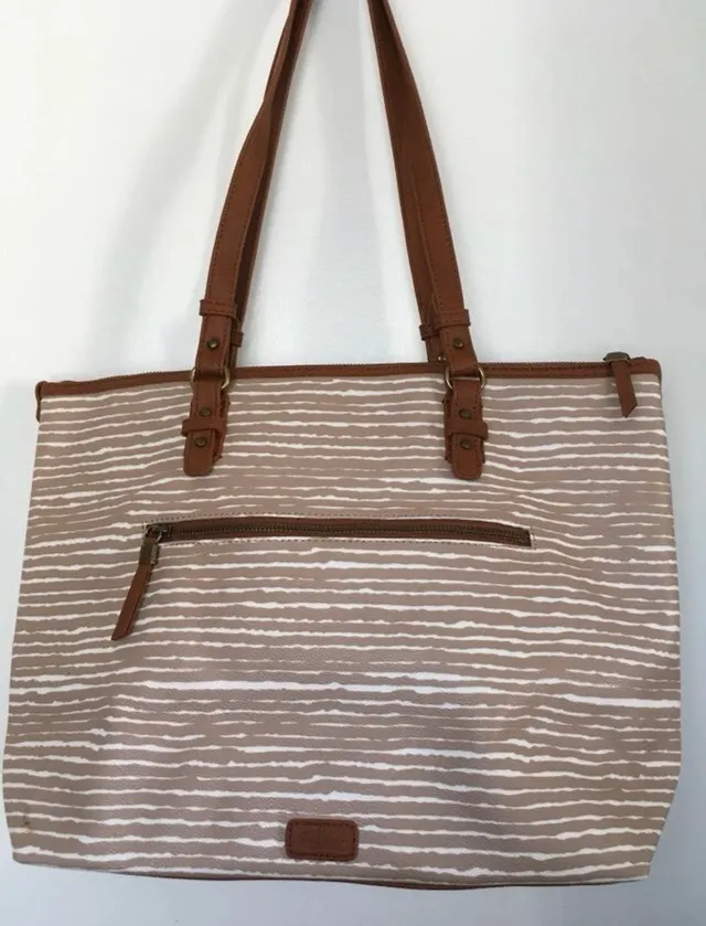 The Sak Pacifica - Image 2