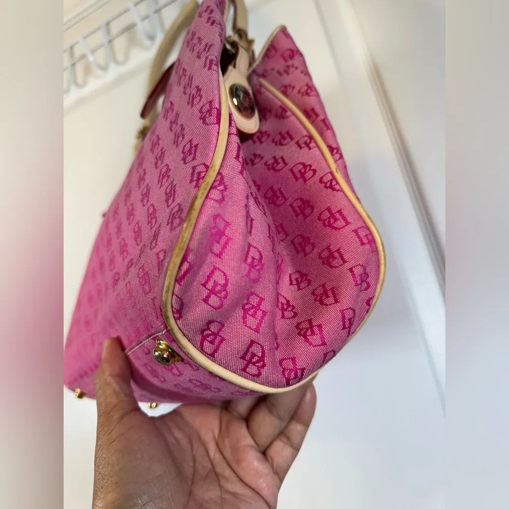 Dooney & Bourke Fuschia Signature Vintage Satchel Bag NWT #CL-125 - Image 5