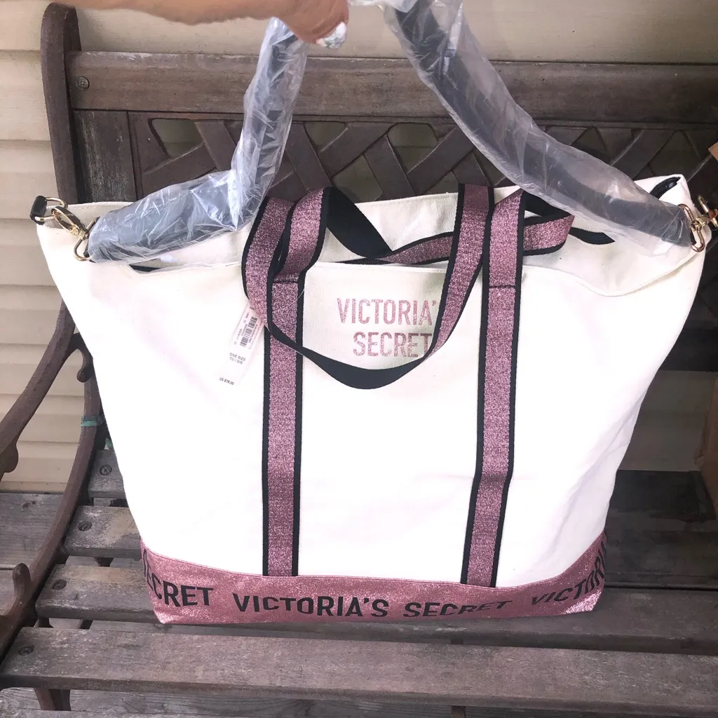 Victoria’s Secret tote bag weekender sparkle - Image 2