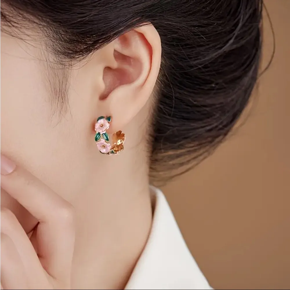 Pink Floral Enamel Gold Mini Hoop Earrings Vintage Style Feminine Jewelry NWT - Image 8