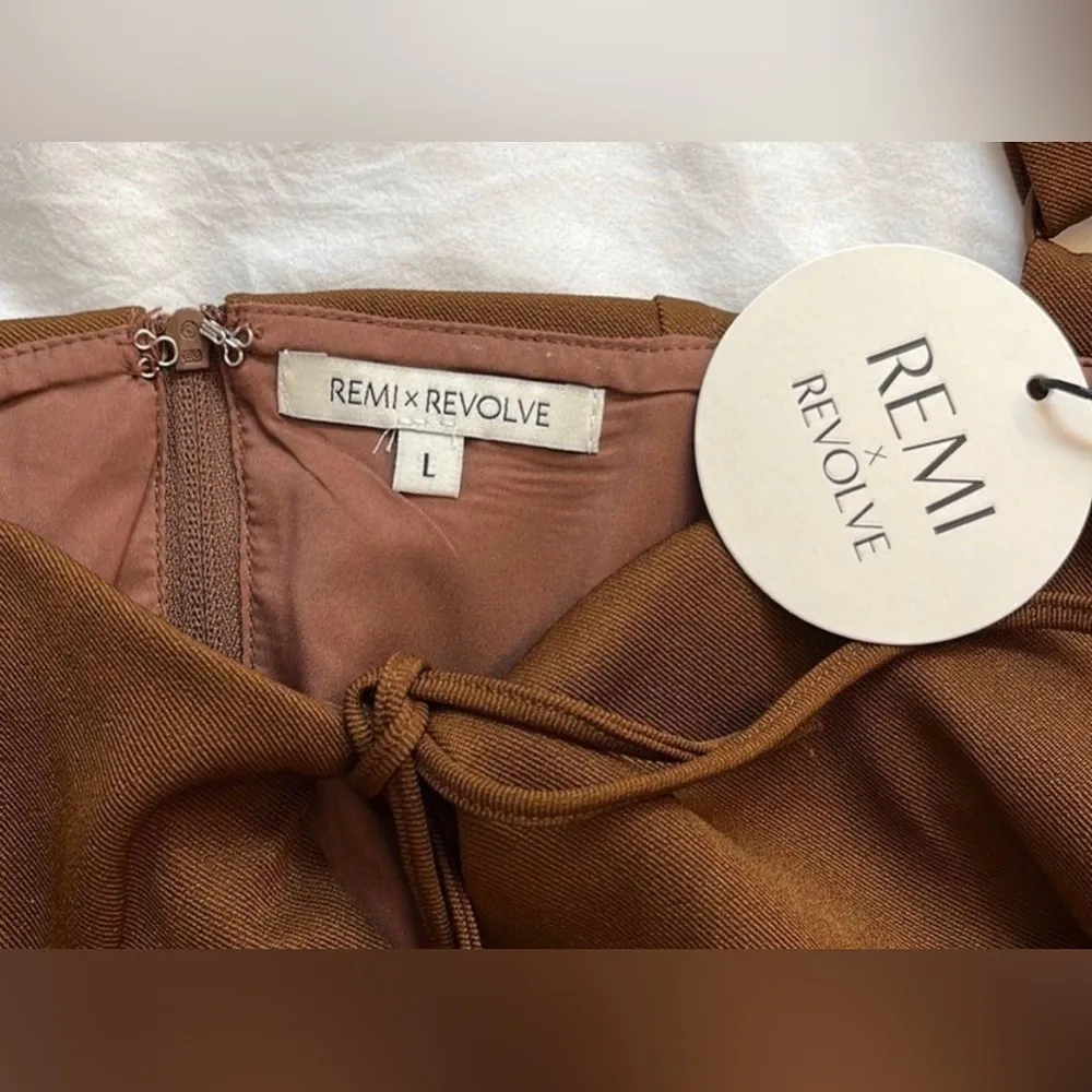 X Remi  Jodie crop top NWT - Image 4