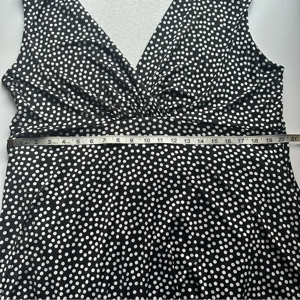 Gilli Women’s Black & White Polka Dot Sleeveless Midi/Tea Length Dress - Image 8