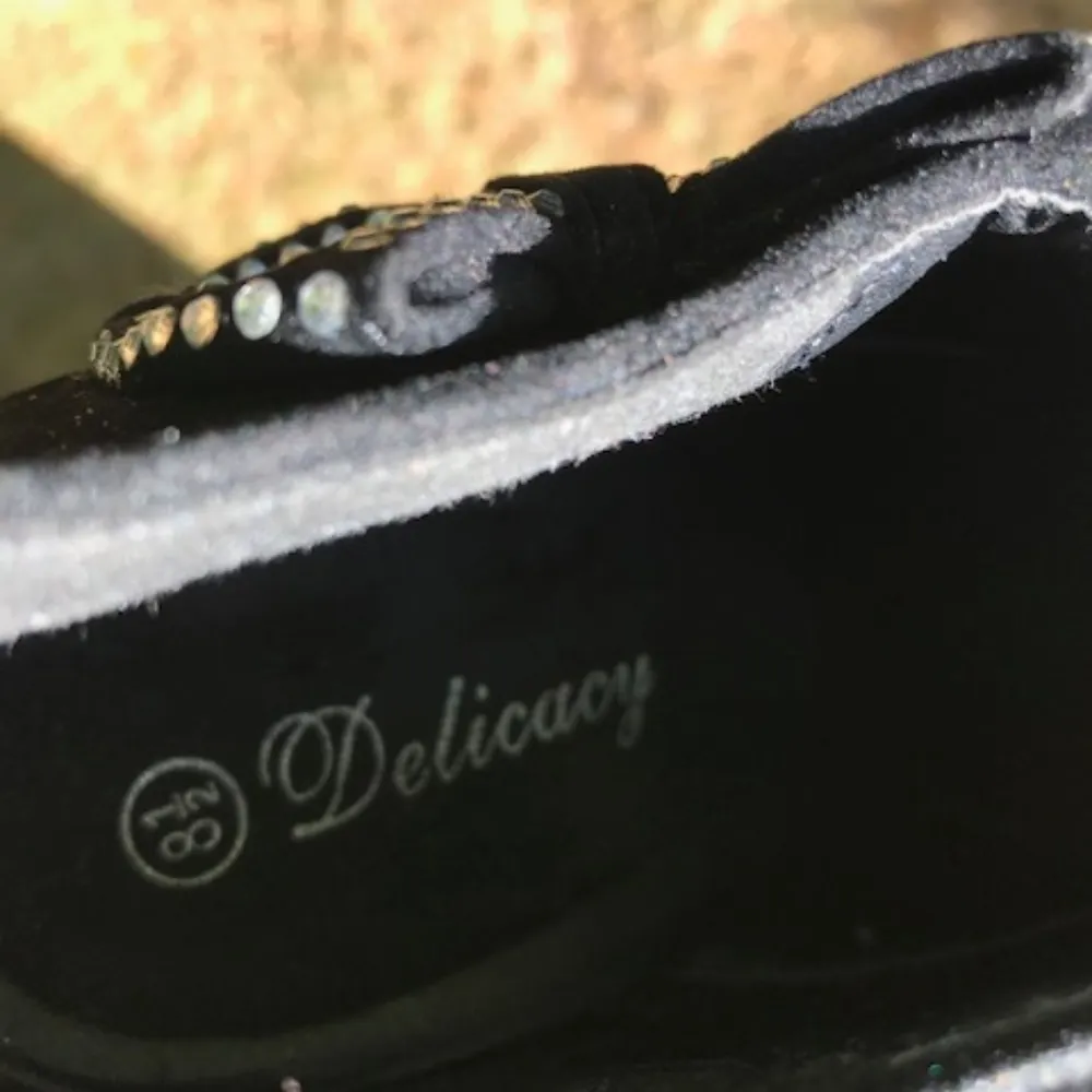 Delicacy Women Black Suede Ankle Boots Size 8.5 - Image 7