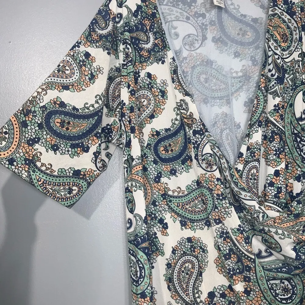 Jessica London Blue Green Multicolor Paisley Faux Wrap Short Sleeve Top 26/28 - Image 4