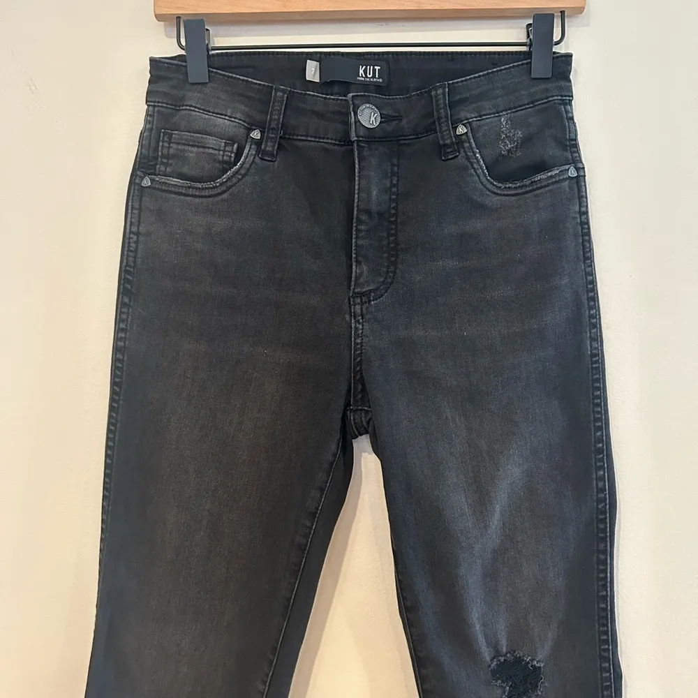 KUT From The Kloth Connie Fab Ab Ankle Skinny Jeans Sz 2 Distressed Black Denim - Image 3
