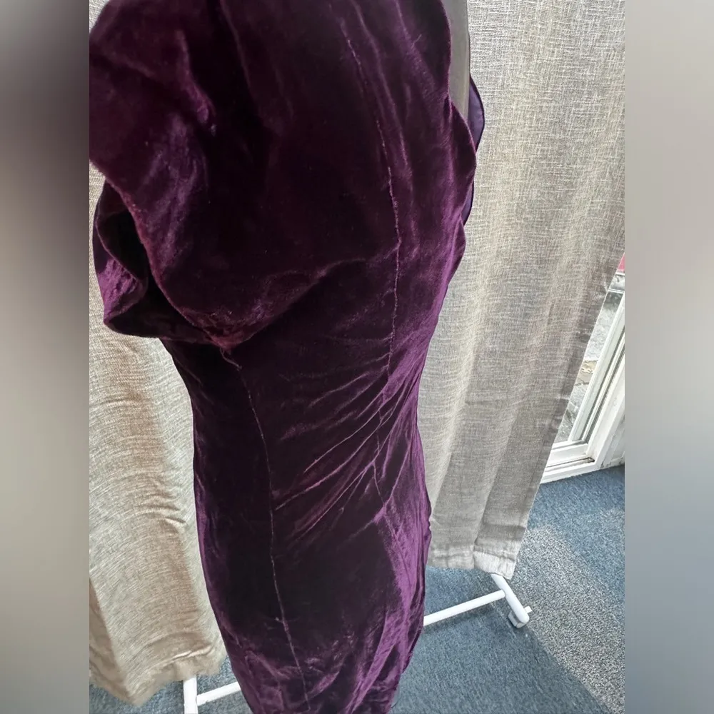 Saks Fifth Avenue Vintage Velvet Mini Dress Size 4, Purple - Image 3