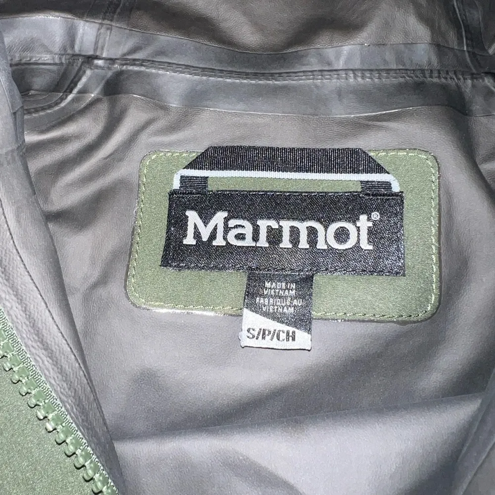 Marmot NWOT  Gortex jacket size S - Image 4