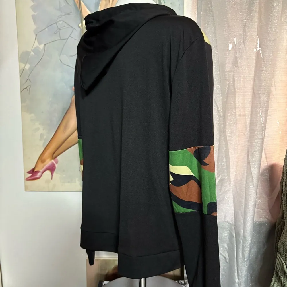Women’s Plus Size Camouflage Color Block Hoodie - Image 10