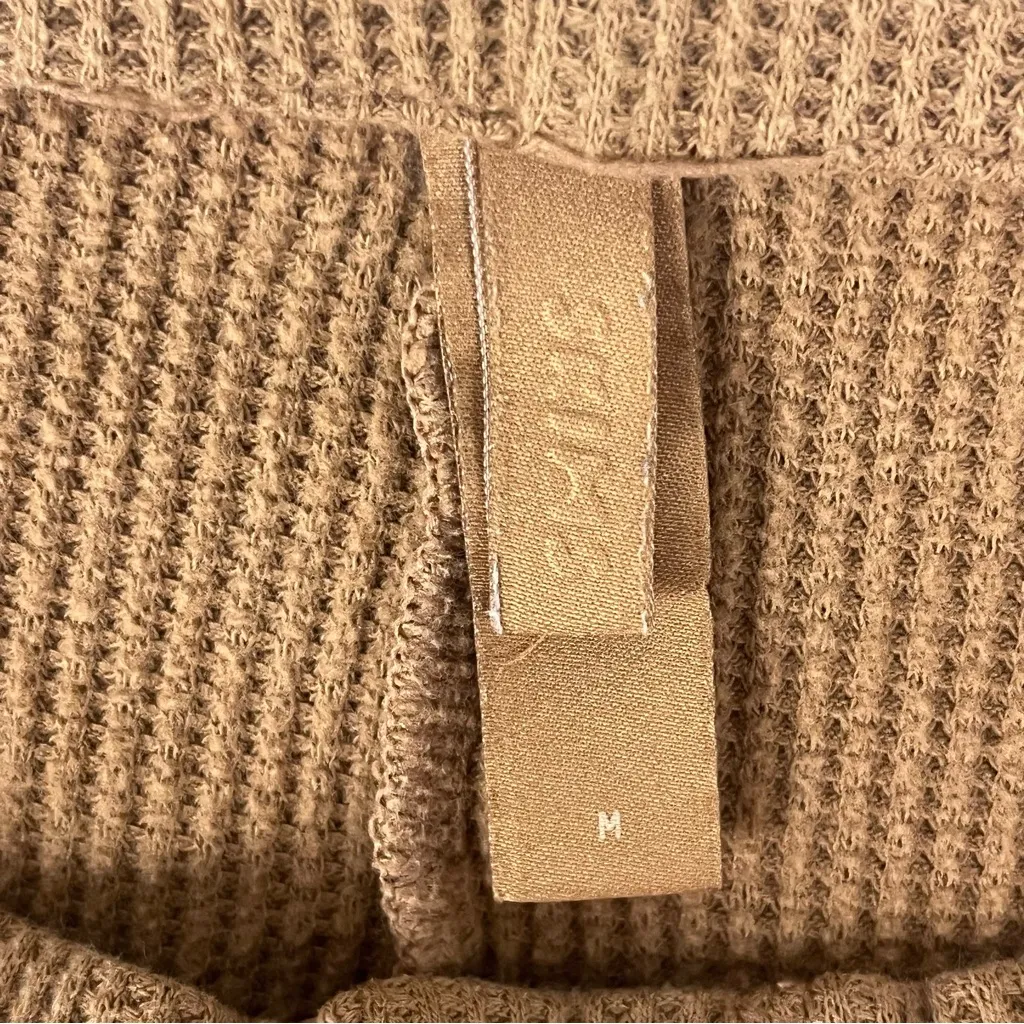 SKIMS Camel Waffle Knit Lightweight Casual Shorts, Size Medium - Image 4