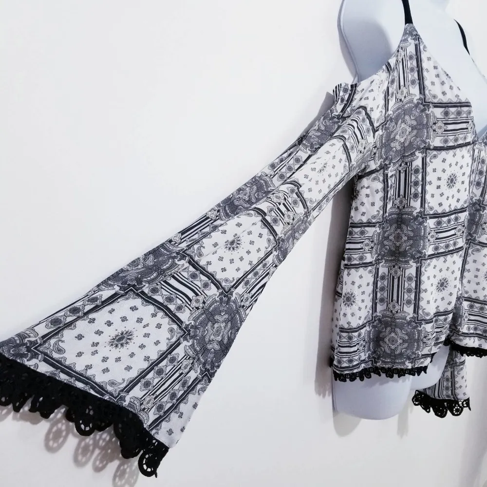 Sea Gypsies Bohemian Bella Open Shoulder Bell Sleeves Top - Image 3