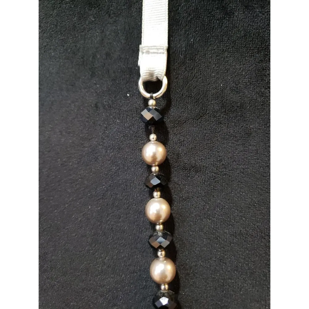 Women's Beaded Ribbon Necklace Black Faceted Beads Faux Pearls Silver Tone Bow - Image 5