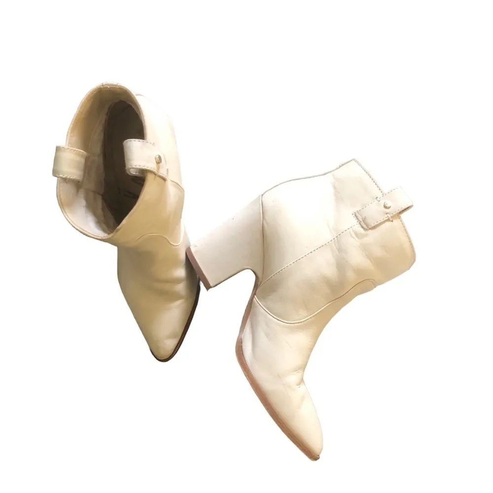 Sam Edelman Niomi Faux Suede Bootie Sz 6  Costal Cowgirl Pointy Toe  3” Heel - Image 2