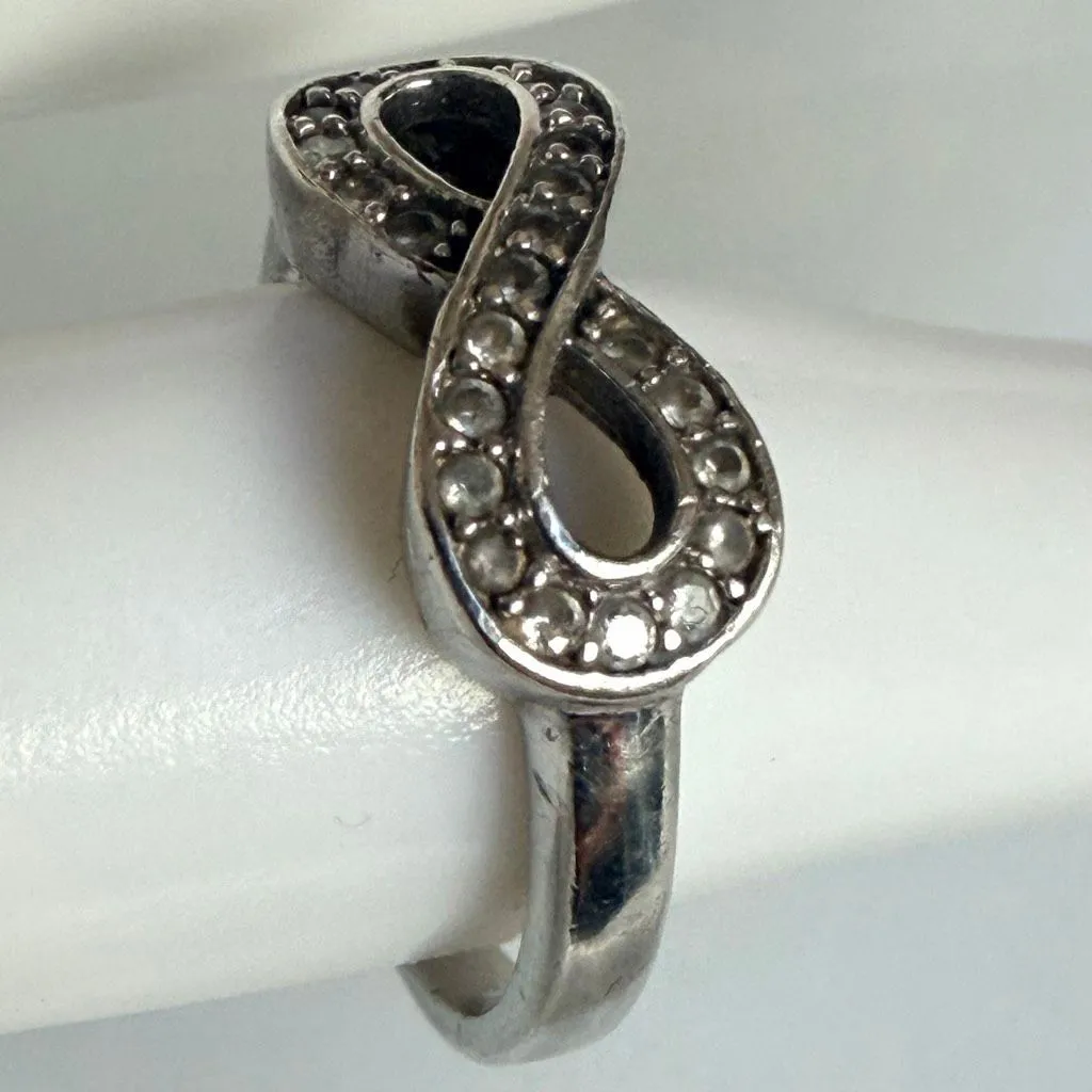 Sterling Silver Infinity Ring with Clear Accent Stones - Image 6