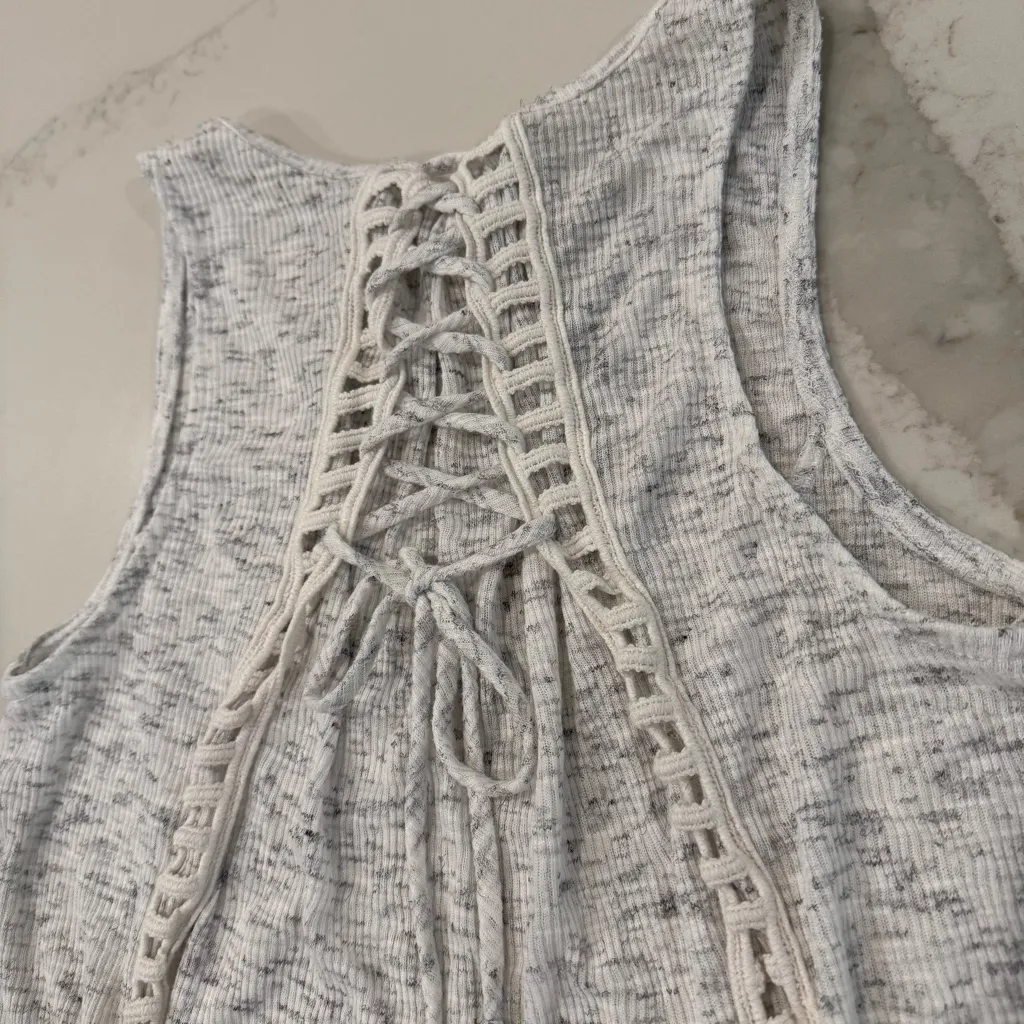 Akemi + Kin Anthropologie Lace Up Back Swing Tank Top Women’s XS Heather Gray - Image 6