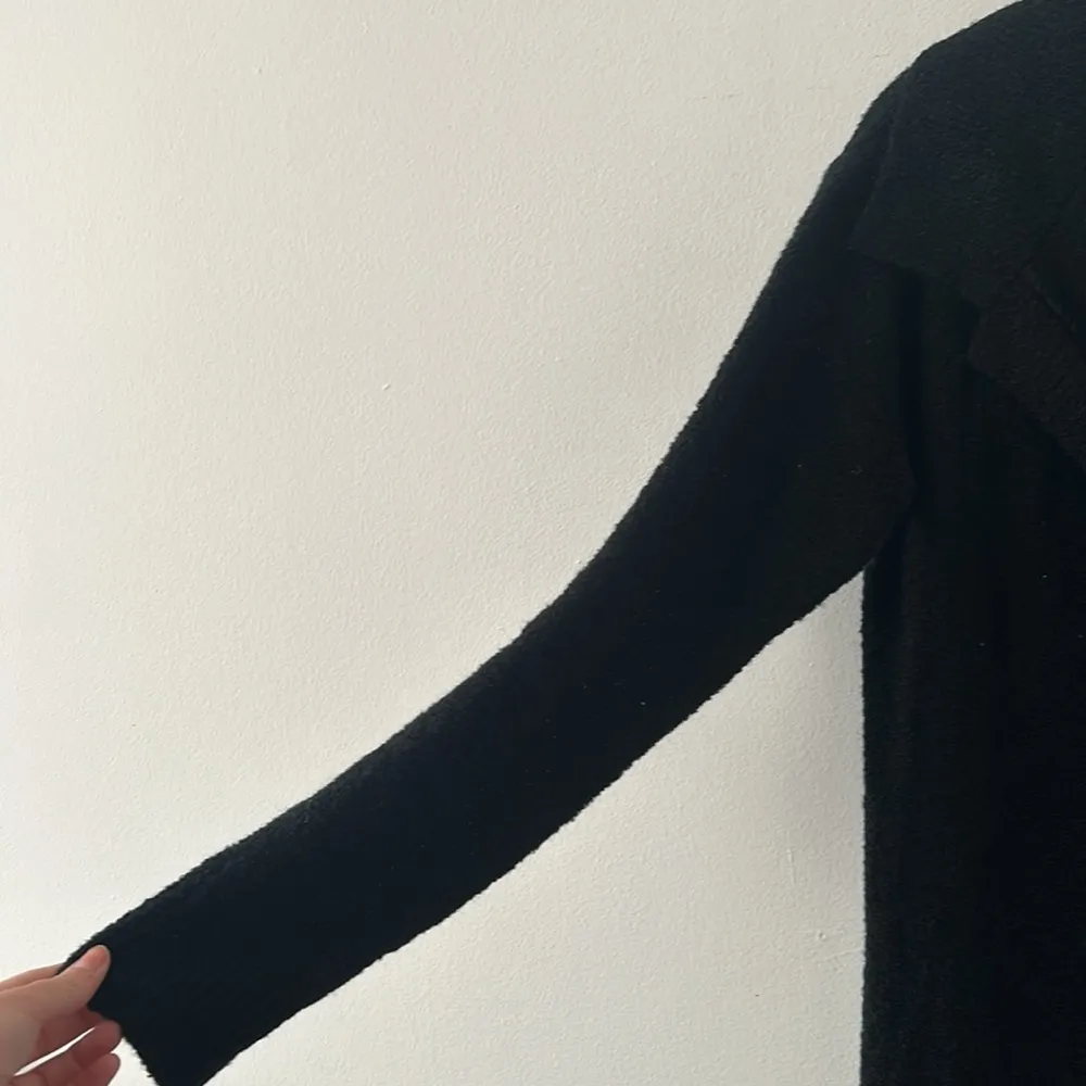 NWT L'Academie Black Long Sleeves Wool Blended Midi Dress Size Medium - Image 2