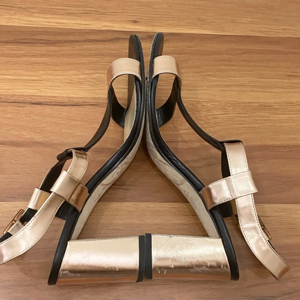 KATE SPADE NY Rose Gold/Black Chunky Block Heel Sandals Size 6.5 - Image 6