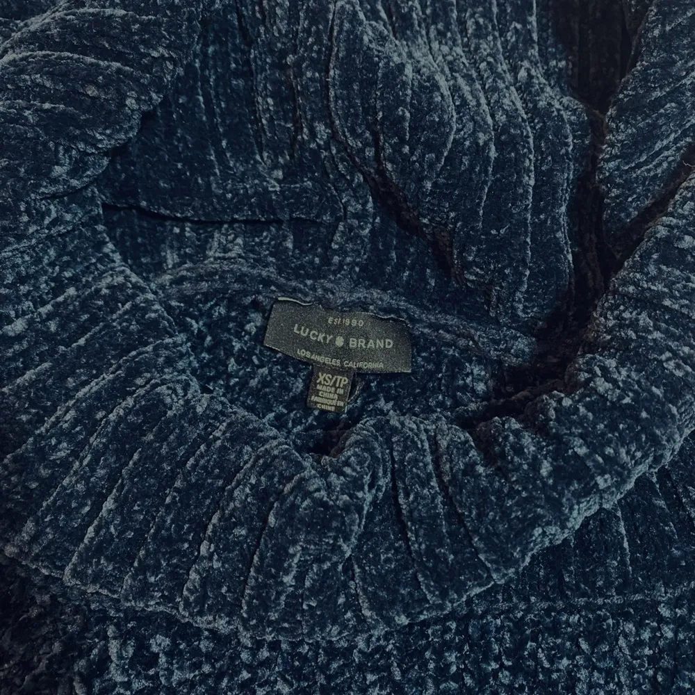 Lucky Brand Navy Blue Chenille Cowlneck Sweater Side Slits Sz XS XC - Image 9