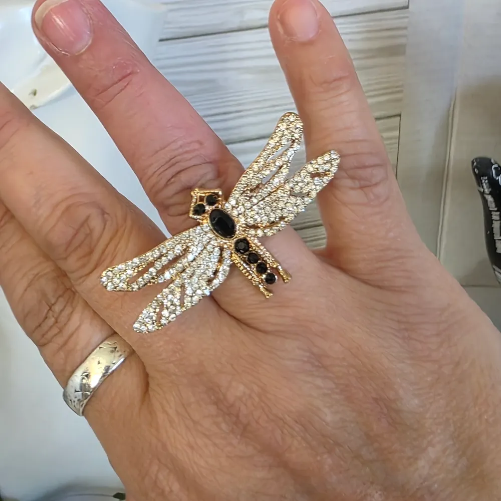 Statement Gold Dragonfly Stretch Ring - Image 9