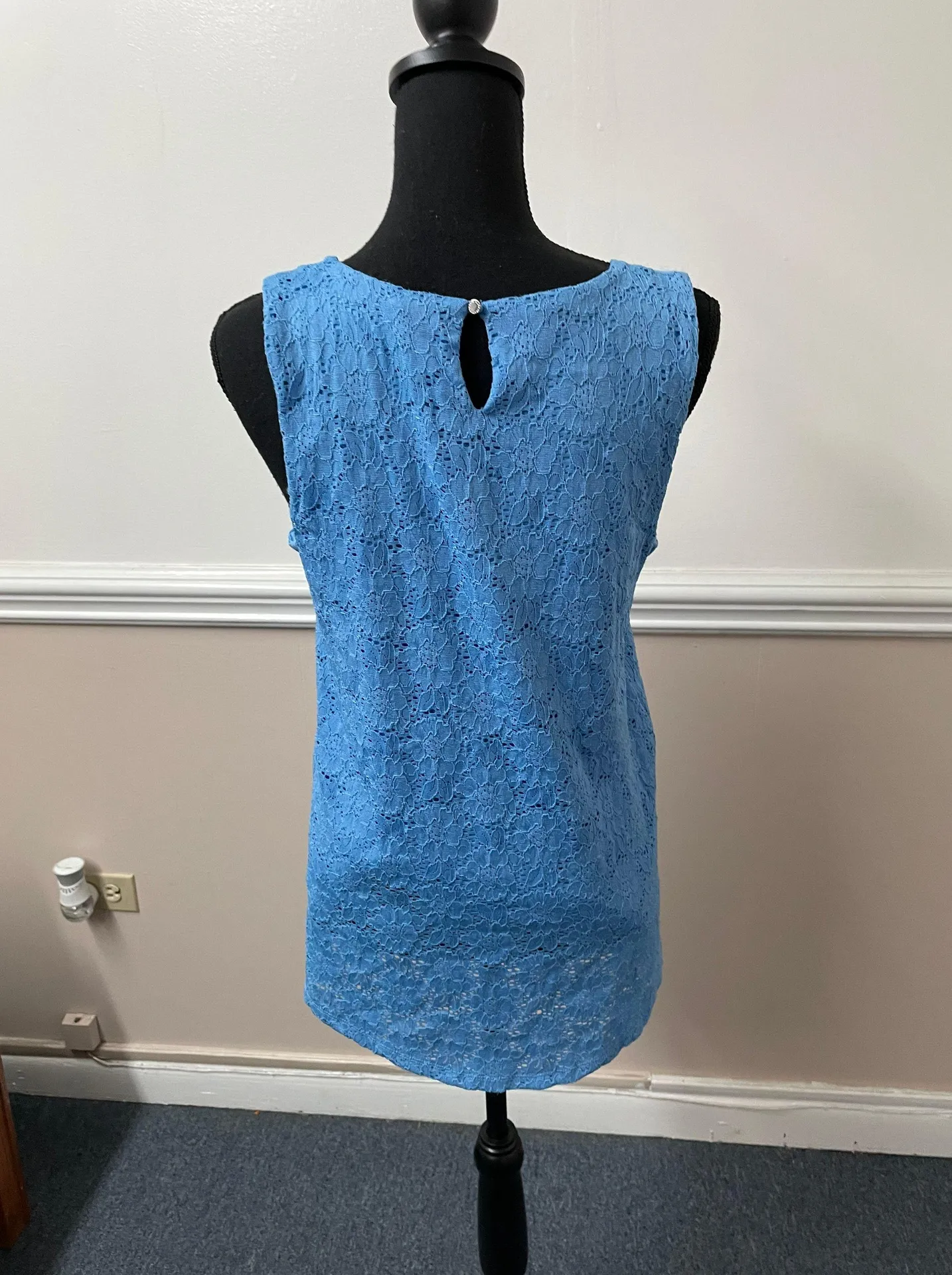 Ellen Tracy Company Lace Tank Top - Image 2