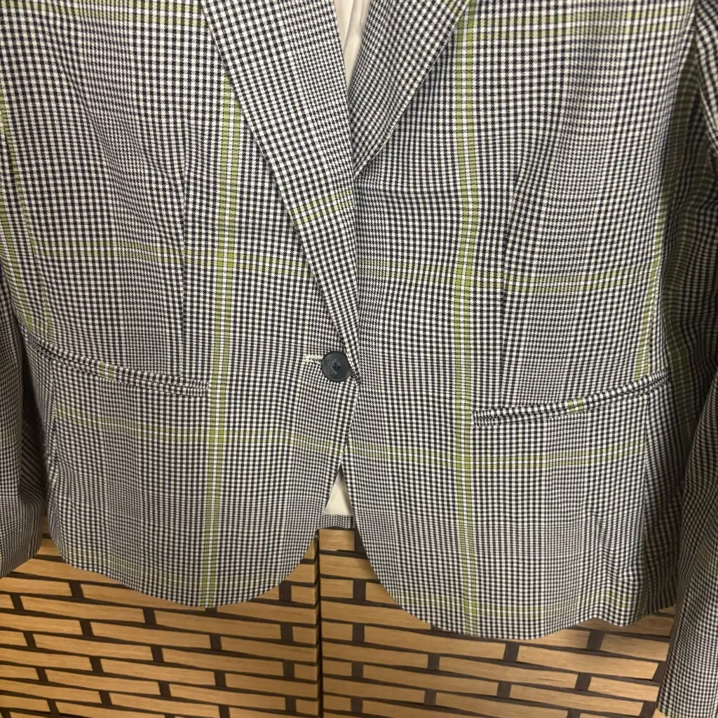 Free Assembly Black And White Plaid Blazer Size Large - Image 4