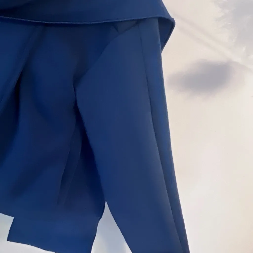 Girlfriend Collective Sweatshirt with Detachable Scarf - Image 5