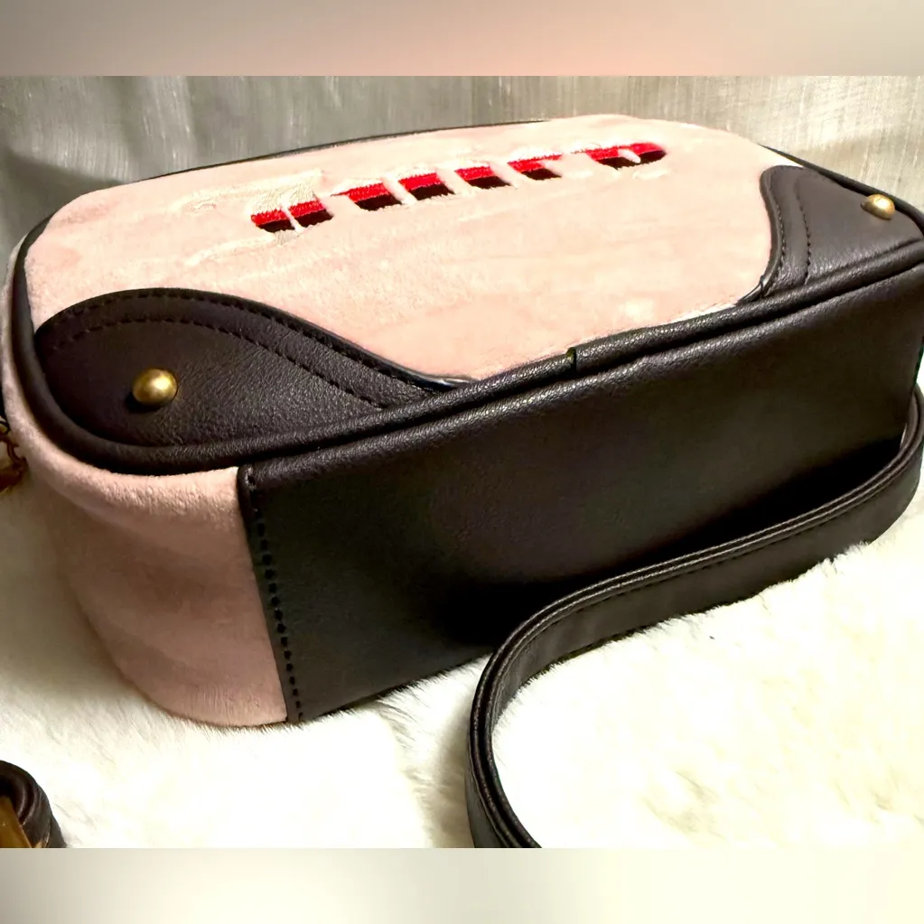 NEW Juicy Couture Fuzzy Pink Crossbody Bag - Image 7