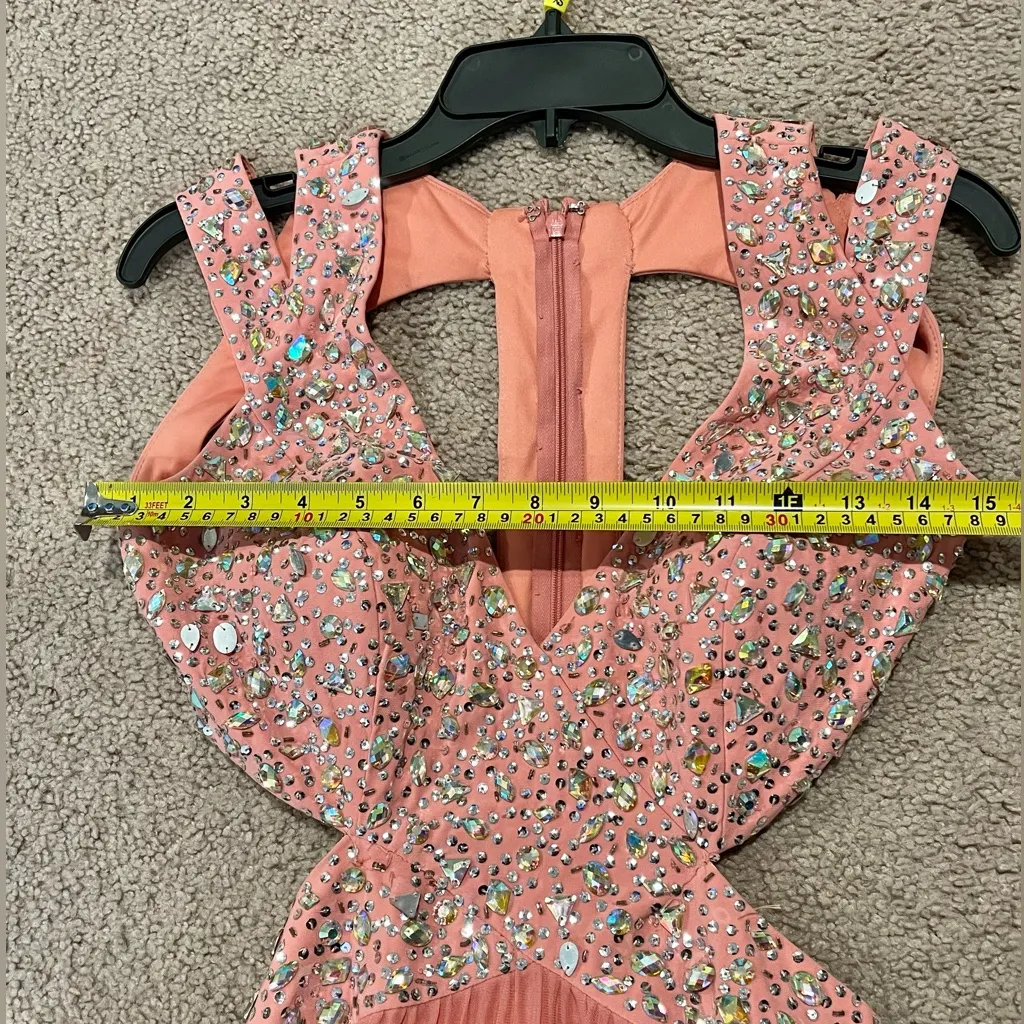 BETSY & ADAM Cut-out Sides A-line V-neck Beading Prom Long Deess - Image 7