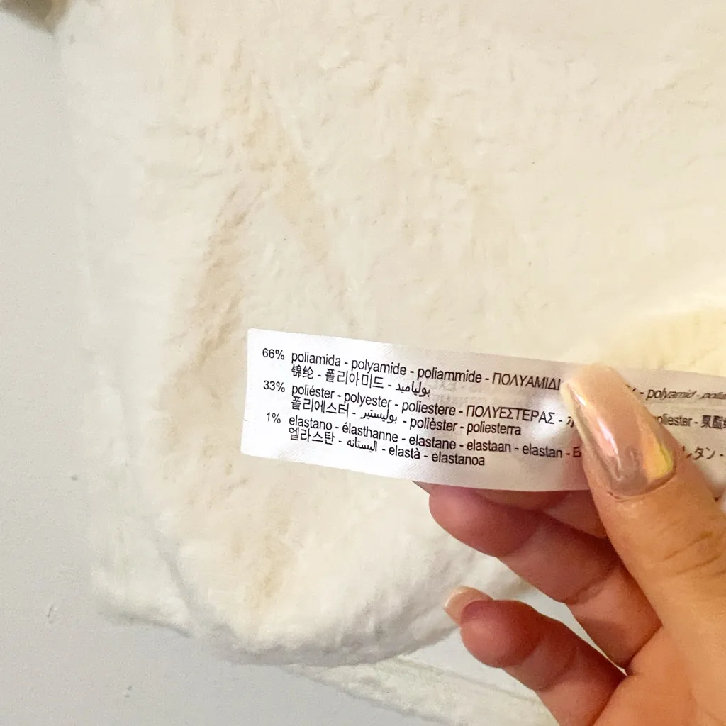 Zara fuzzy soft mock neck off white crop to with pearl details - Image 9