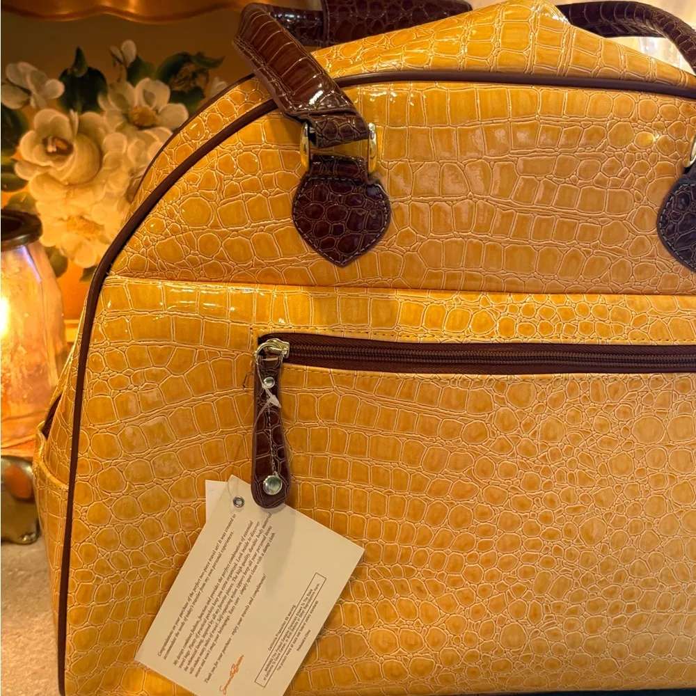 Samantha Brown Dome and Cabin Bag Croc Print Carry On in Yellow/Camel. NWT Yellow - Image 12