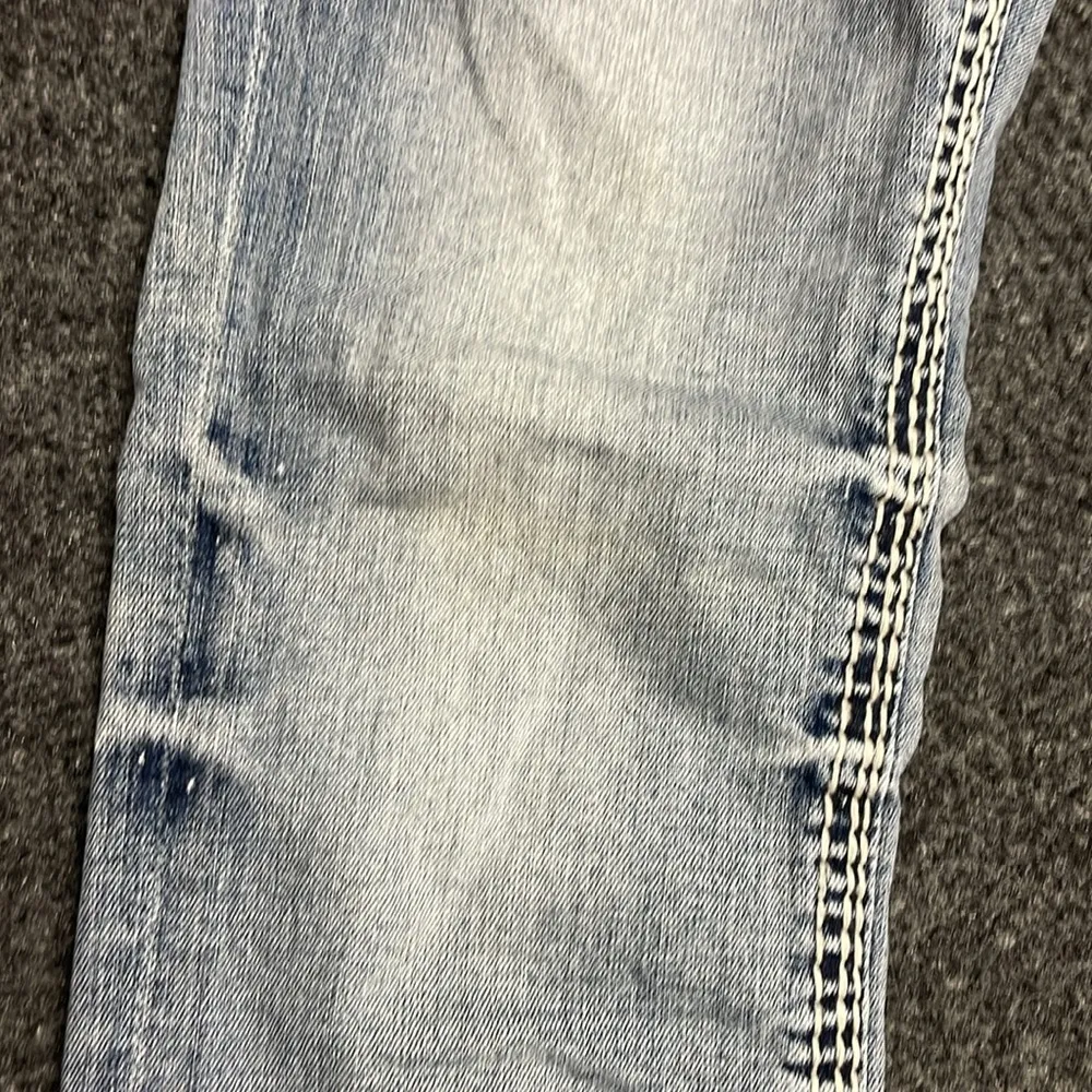 ROCK REVIVAL Rhinestone Nicole Capri Jeans Size 26 Cowgirl Rhinestones Western - Image 4