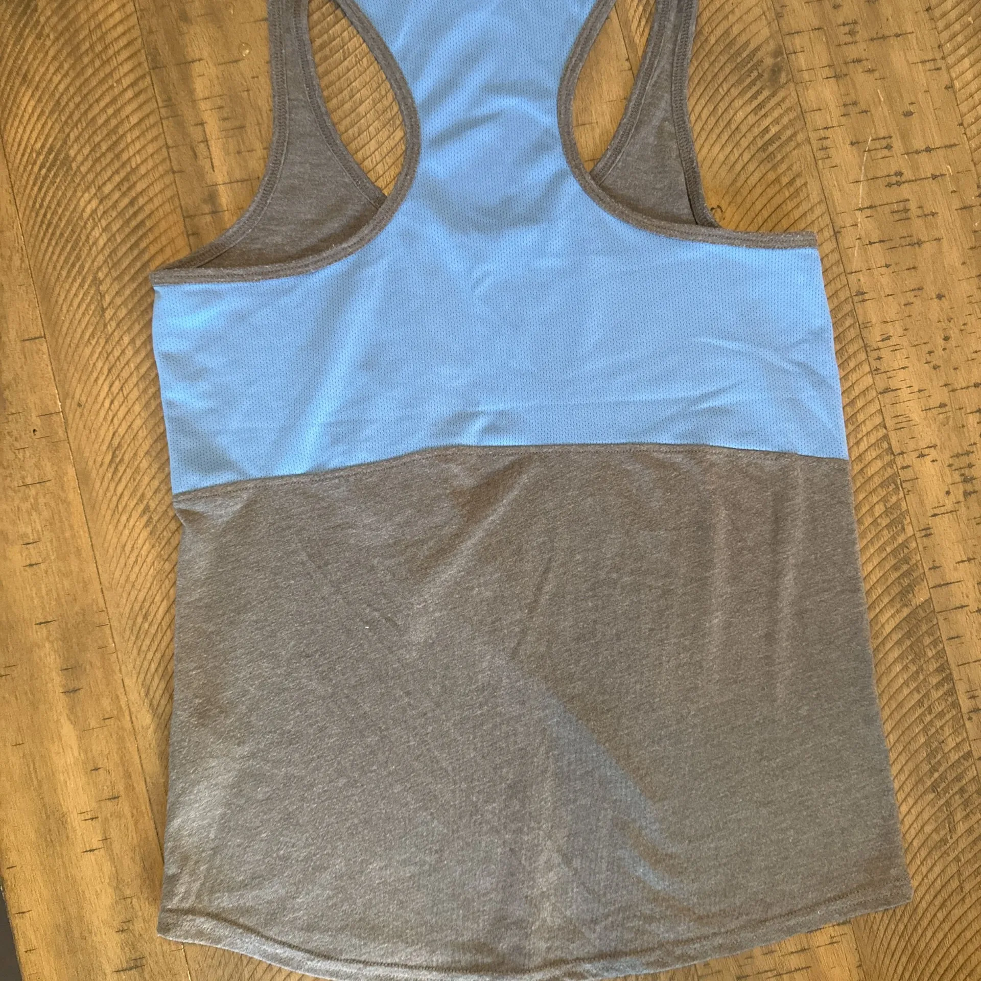 Women's ‘91 Threads Vintage NCAA North Carolina Tar Heels Racerback Tank Top Siz - Image 4