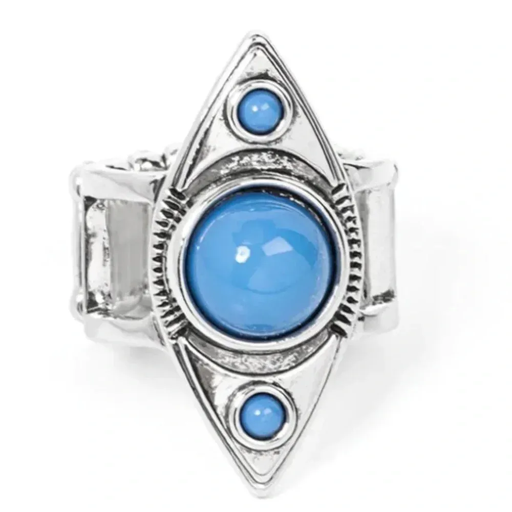 Paparazzi Jewelry - Pivoting Point Blue Ring - Image 3