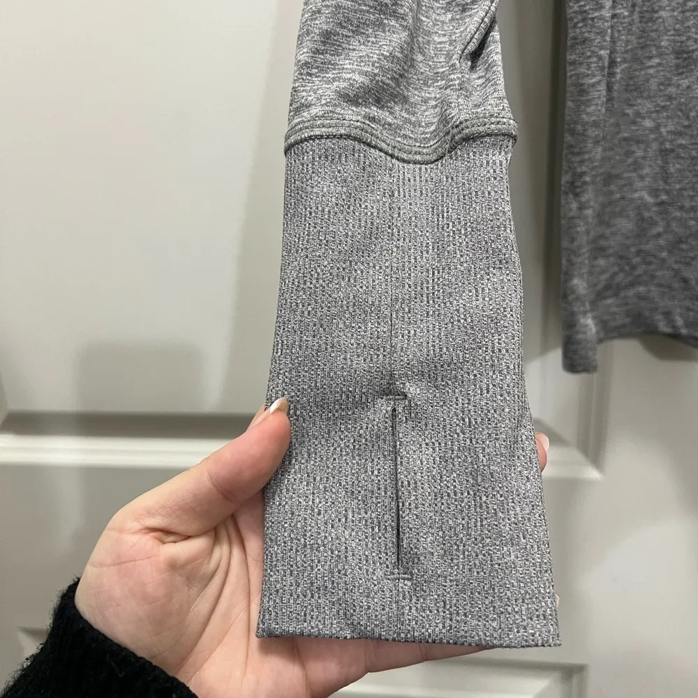 Nike Gray Running Element Dri-Fit Half Zip Top Size XS - Image 4