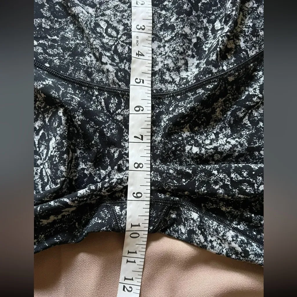 Lululemon Pace Rival Crop 22" Ice Grey/Black Size 6‎ - Image 6