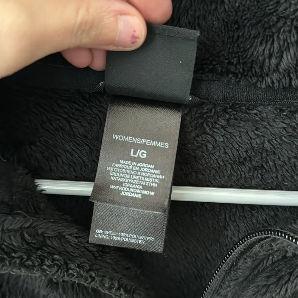 Osito Women’s Fuzzy Black Zip UP Jacket Large - Image 5