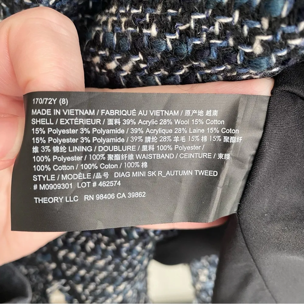 NWT Theory Diag Tweed Mini Skirt - Image 4