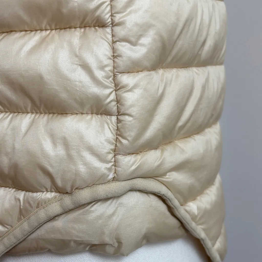 JoyLab Women's Beige Quilted Puffer Vest size M - Image 3