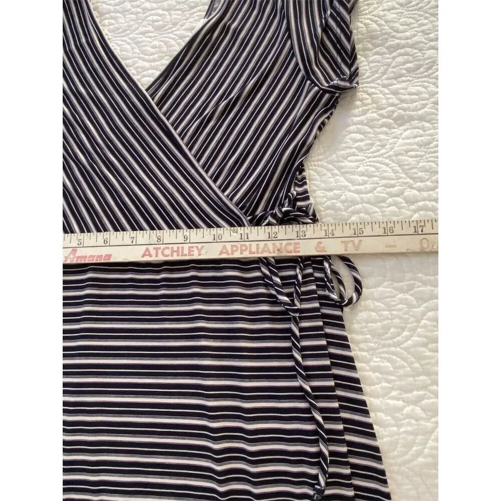Kaleigh NWOT Navy/White Striped Surplice Dress Size S Knee Length Deep V - Image 10