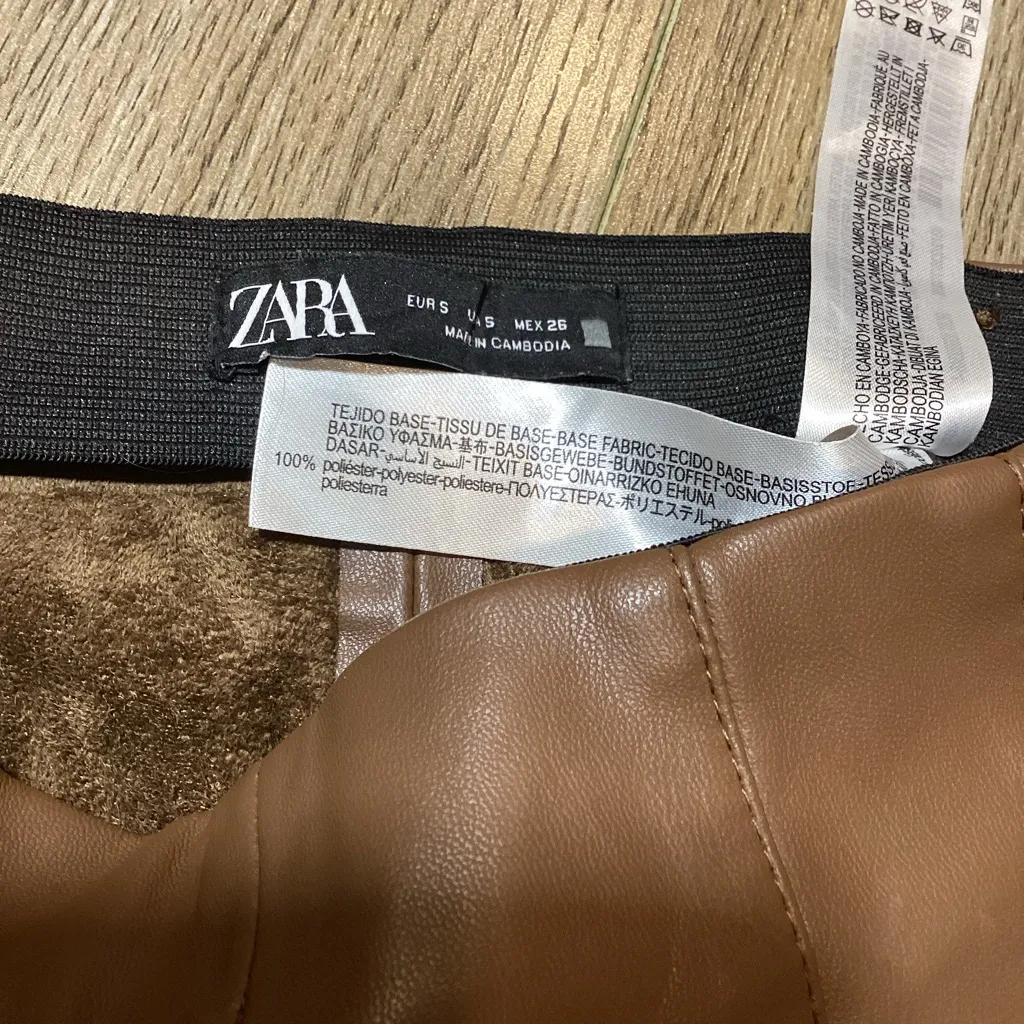 Zara Women’s Tan Faux Leather Trousers – Size S‎ (26)– Pre-Owned - Image 2