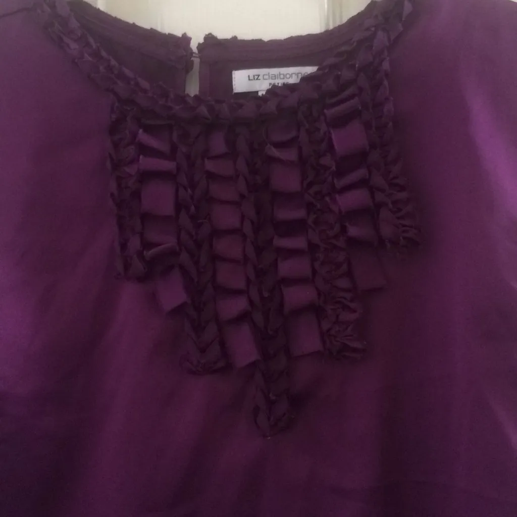 FINAL MARKDOWN Elegant Liz Claiborne top petite extra large - Image 2