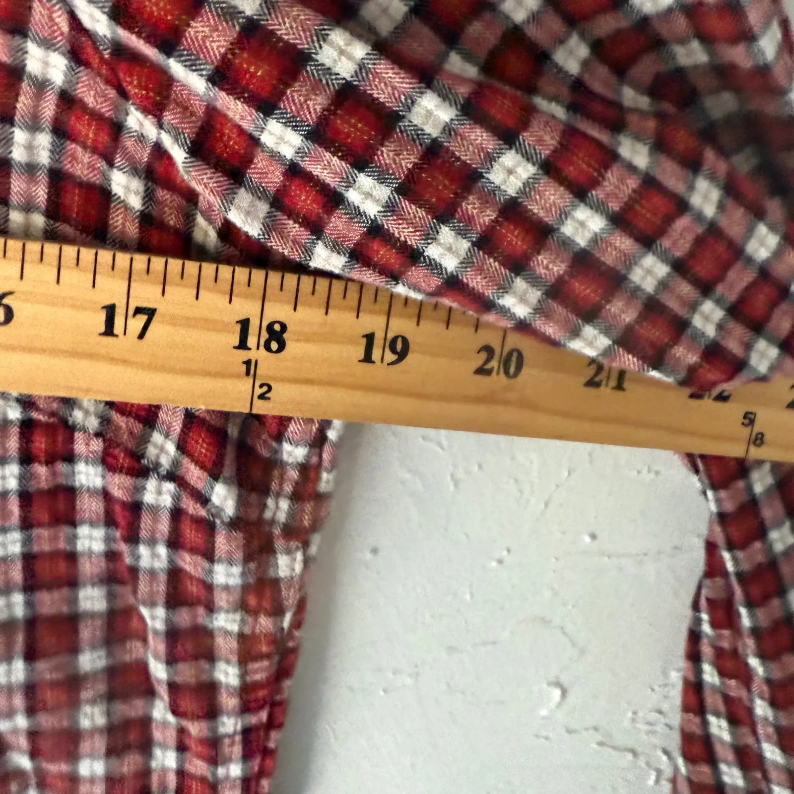 Eddie Bauer Plaid Long Sleeve Button Down Shirt Red Med Cabin Outdoor Lumberjane - Image 5