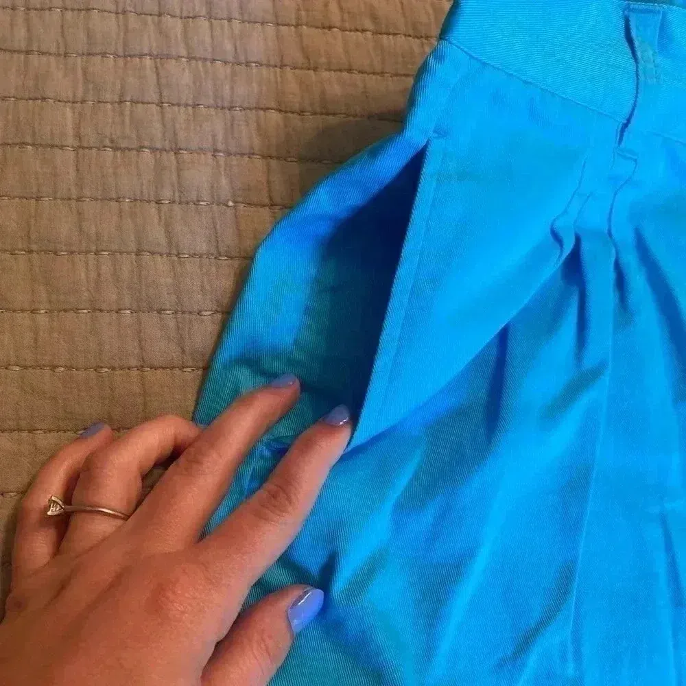 Montagne Rouge‎ Blue Shorts Size 12 - Image 3