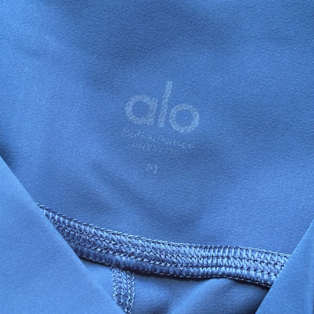 Alo Yoga Ripped Warrior Shredded Yoga Leggings in Blue - Image 8